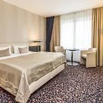 Parc Alvisse 4* Luxembourg